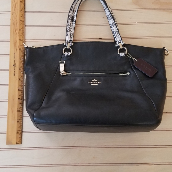 Black Coach Bag - Picture 3 of 7